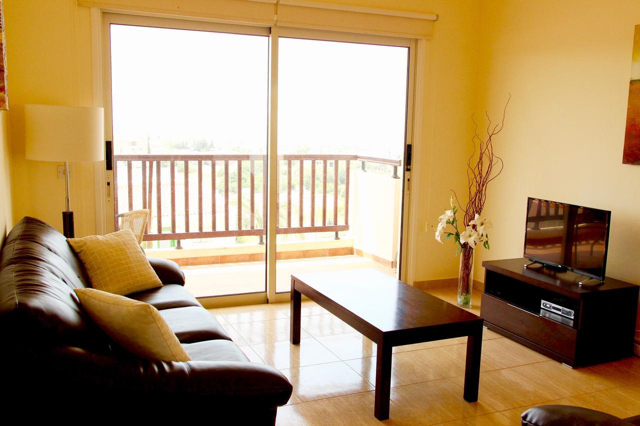 Melanos Village A45 Paphos ภายนอก รูปภาพ